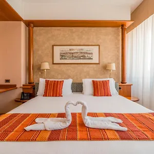 Hotel Crystal, Varese
